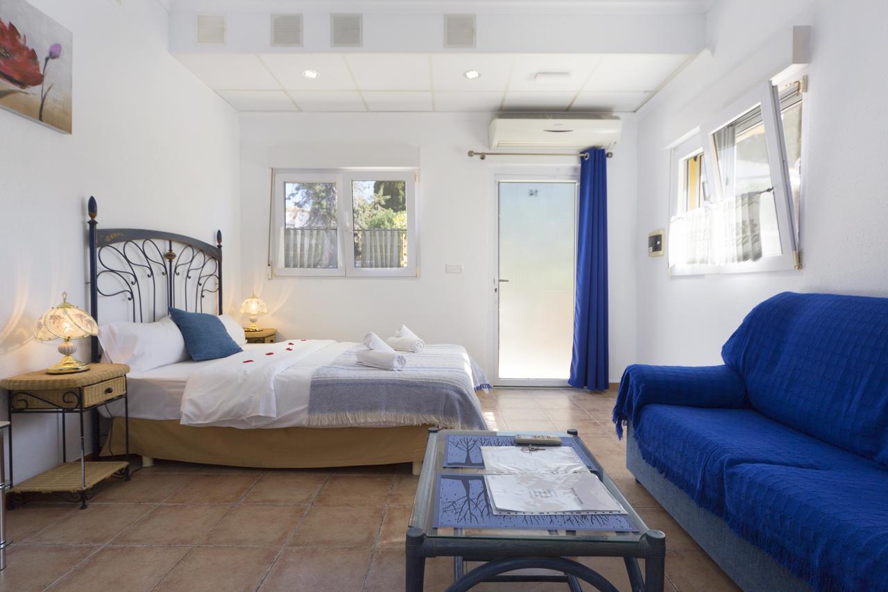 Aparthotel Carrio Sol - Monty'S Calpe Quarto foto